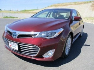 Bán xe Toyota Avalon Mới 100% Nhập Mỹ Màu Đỏ Đun giao xe ngay