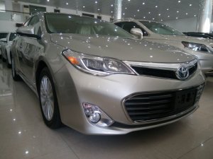 Toyota Avalon Limited 2.5L Hybrid Mỹ, màu vàng cát, model 2015