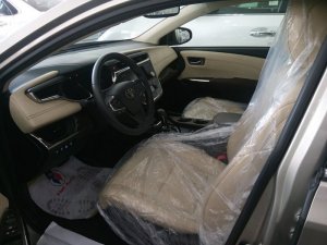 Toyota Avalon Limited 2.5L Hybrid Mỹ, màu vàng cát, model 2015