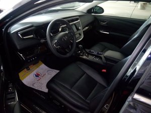 Toyota Avalon Limited Mỹ 2.5L Hybird , màu đen , model 2015