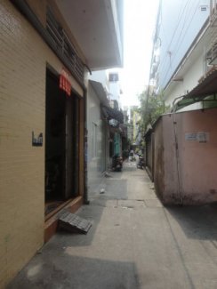 Nhà cũ 2 lầu , Huỳnh Mẫn Đạt, Q5 , 4.5x13.5m , GIÁ 4.1 tỷ/TL