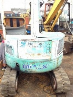 Máy xúc đào mini 3 tấn HANIX (NISSAN) , 130 triệu