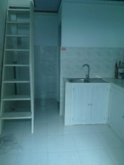 Bán nhà Q10, hẻm 4m Hồ Thị Kỷ , 3x3m , nhỏ xinh 2 lầu , GIÁ 950 triệu/TL