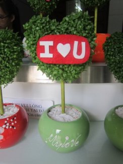 May mắn trái tim tình yêu trang trí