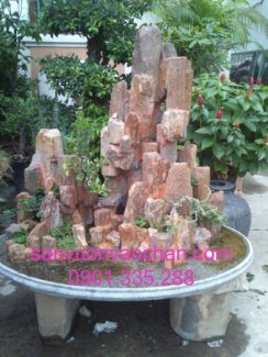 Hòn non bộ đẹp mang lại sự tốt lành đến gia đình bạn