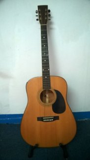 Đàn guitar gỗ sồi Pháp