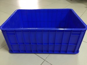 Bán thùng nhựa đặc có nắp KT: 610x420x250 mm