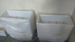 Chậu kẹp lan can trồng hoa, chậu kẹp lan can trồng rau sạch