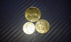 3 xu Pháp thập niên 90