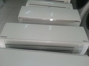 Máy lạnh Daikin Inverter+AutoClear 1.5hp -...