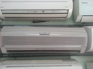 Máy Lạnh Toshiba Inverter+ PlasmaIon 1.5hp...