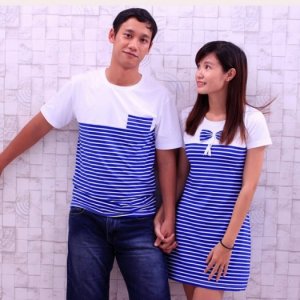 Áo thun cho nam váy cho nữ, thời trang đẹp, giá bán 390.00