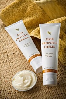 Kem dưỡng da Aloe Propolis Creme