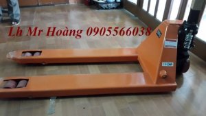 Xe nâng thủy lực