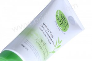 Sữa rửa mặt Trà Xanh - Green Tea Deep Cleansing Foam - Hàn Quốc