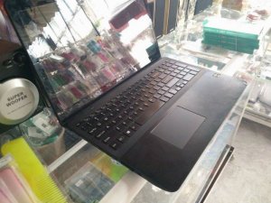 Sony SVF15A13SGB i5 3337u / 4g / 750 / cảm...