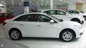 Cần bán xe Chevrolet Cruze LT 2017