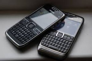 NOKIA E72 như mới giá rẻ nhất HCM, Thủ Đức, Tân Phú !