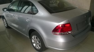 Xe Volkswagen Polo Sedan 1.6l 6AT, nhập nguyên chiếc, giá 680tr, nhieuf màu lựa chọn, có xe giao ngay