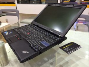 Thinkpad X201 Core i5 12 inch ram 4g 160G