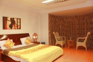 Khách sạn TRƯỜNG ĐUA - tiêu chuẩn 2 sao (Đối diện nhà thi đấu Phú Thọ, Quận 10)