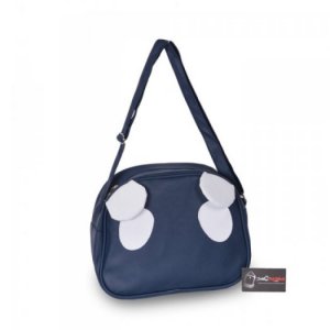 Túi đeo chéo tai gấu MCTDC0715003 | Giá: 120.000 đ | Loại: Túi xách | Chất liệu: Simili (Giả da) | Màu sắc: Xanh đen | Kiểu quai: Quai đeo chéo | Trọng lượng: 320 g | Kích thước: 30x24x10 cm | Mô tả: Sở hữu một chiếc túi xách xinh xắn, thời trang và hợp phong cách sẽ khiến các cô gái thể hiện sự tự tin chốn đông người. Túi đeo chéo tai gấu thời trang là một trong những sản phẩm mới đáng để các bạn gái quan tâm và lựa chọn. Túi đeo chéo tai gấu thiết kế đơn giản nhưng bắt mắt và rất hợp thời trang. Họa tiết hình tai gấu màu trắng trên chiếc túi làm chiếc túi thêm phần xinh xắn, dễ thương, thích hợp với những cô nàng tuổi teen. Quai đeo chắc chắn và đường may tỉ mỉ làm chiếc túi càng thêm bền và đẹp.