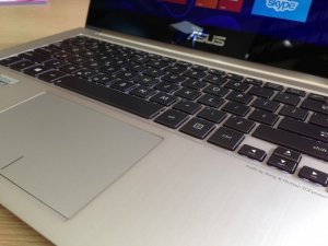 Asus UX31 Touch Core i7 Haswell ram 8G SSD 128G