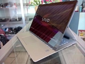 Siêu giảm giá Sony Vaio Fit SVF14N22SGS máy đẹp 99%, vỏ nhôm nguyên khối