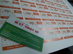 Tem decal vỡ hay còn gọi decal vỡ chuyên dụng cho in ấn tem bảo hành, tem sẽ vỡ ngay khi có tác động trực tiếp vào tem