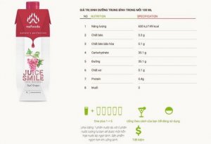 Juice Smile được người tiêu dùng tại thị trường nội địa biết đến là dòng sản phẩm nước ép trái cây cô đặc với 5 vị trái cây nguyên chất: chanh leo & dứa, lựu, cam, nho, dứa được sản xuất và đóng gói tại nhà máy FTN (Tây Ban Nha), đạt chuẩn chất lượng Châu Âu. Mặc dù đến chậm hơn các sản phẩm nước ép cô đặc khác trên thị trường nội địa nhưng ngay trong ngày đầu tiên chào hàng Juice Smile của Nafoods Group được đánh giá là sản phẩm tiện lợi, dễ dàng sử dụng, tiết giảm nhân công, tiết giảm chi phí nguyên liệu pha chế. Đặc biệt hơn, người sử dụng có thể tự do uống theo sở thích ( độ đậm, nhạt, đặc, loãng…tuỳ theo sở thích bạn có tự do pha chế) và Juice Smile được đánh giá ngon hơn khi uống lạnh.
Giá bán: 150.00 VND