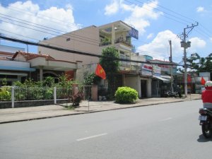 Bán nhà phố mặt tiền