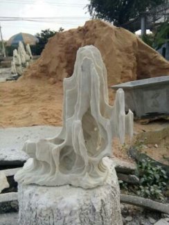 Hòn Non bộ mini đẹp trang trí cho ngày Tết sang trọng hơn