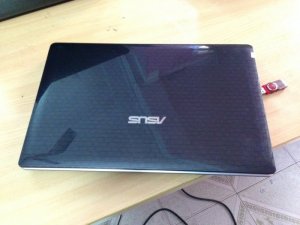 Bán laptop ASUS K53SJ COI5-2520M/RAM 4G/Ổ 500G/VGA 2G MÁY ĐẸP 98%