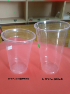Ly nhựa PP trơn 500 ml và ly nhựa PP trơn 700 ml