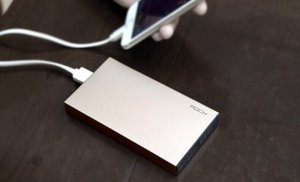 Sạc dự phòng 10.000mah rock chính hãng 100% vỏ nhôm