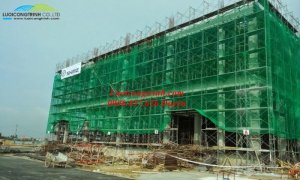 Lưới bao che xung quanh công trình xây dựng