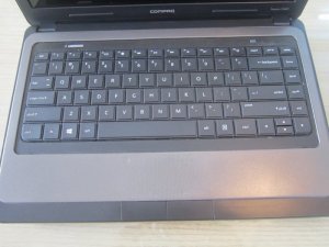 Laptop HP Compaq CQ43, máy đẹp , chạy ổn định, Giá sinh viên