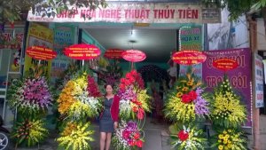 Shop hoa nghệ thuật Thủy Tiên
Địa chỉ: 177a Lê Lai - Phường Đông Sơn –Thành phố Thanh Hóa.
Email:shophoathanhhoa@gmail.com