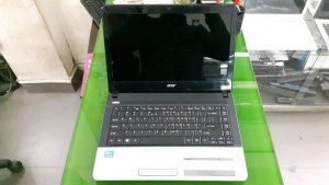 Thanh Lý laptop acer E1 - 431 máy ngon đẹp