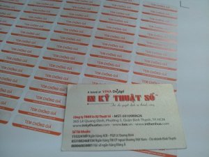 In tem decal chống giả trên chất liệu decal giấy cho khách hàng tại In Kỹ Thuật Số
