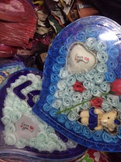 Hoa hồng sáp giá rẻ