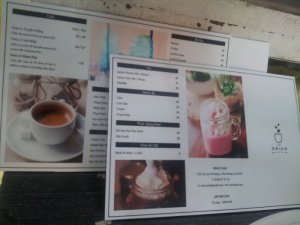 In menu thực đơn treo tường khổ lớn cho quán trà sữa, quán cà phê | In PP cán format tại In Kỹ Thuật Số