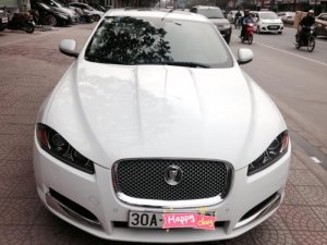 Cần bán Jaguar 2.0 XF nhập khẩu Mỹ