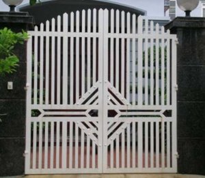 Thiết Kế Gia Công Cửa Sắt, Cửa Cổng Sắt Giá Rẻ, Chất Lượng, Nhiều Mẩu Mã Đẹp Thanh Hóa