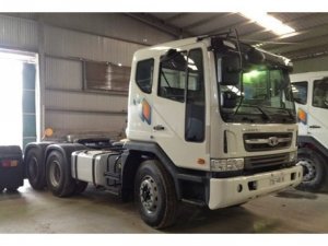 Đầu kéo Daewoo 2 cầu 340Ps-420Ps Giao Xe Các Tỉnh