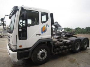 Đầu kéo Daewoo 2 cầu động cơ 340Ps - 420Ps - V3TVF 2015 Giao Xe Toàn Quốc