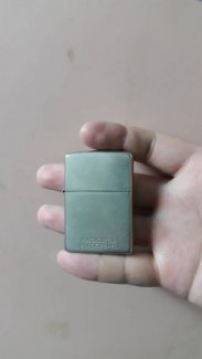 Bật lửa Zippo