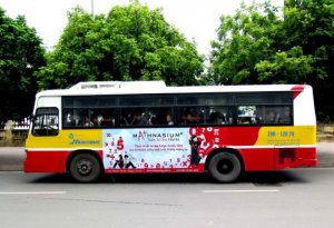 Quảng cáo trên xe Bus nội thành Hà Nội