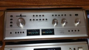 Bán Amply Accuphase E 303