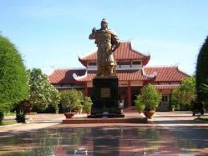 Phú Yên - Hoa Vàng Trên Cỏ Xanh - Quy Nhơn - Tây Sơn Hào Kiệt
